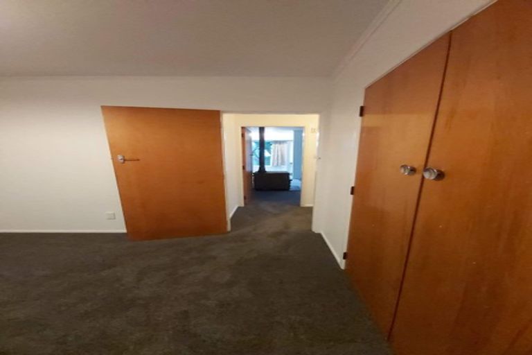 Photo of property in 4b Wainui Road, Waiwhetu, Lower Hutt, 5010