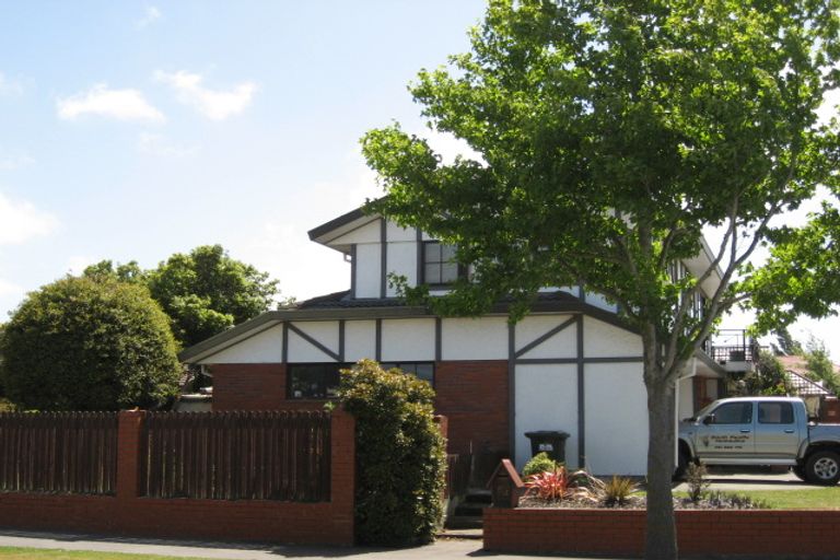 Photo of property in 64 Karnak Crescent, Russley, Christchurch, 8042