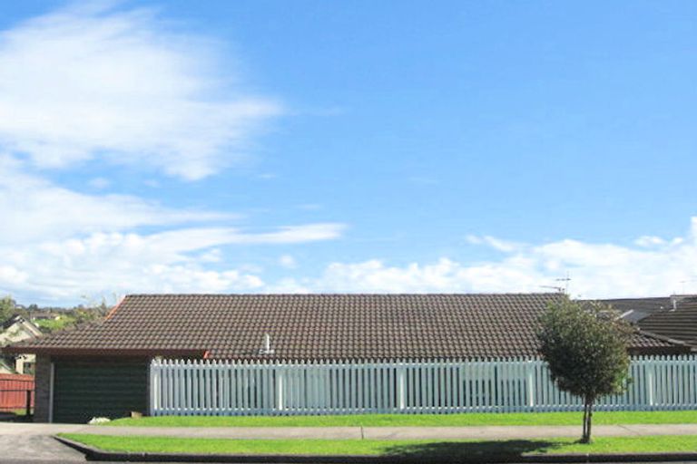 Photo of property in 2/67 Aberfeldy Avenue, Highland Park, Auckland, 2010