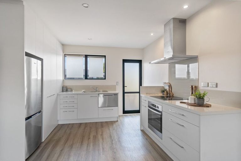 Photo of property in 10/22 Springfield Road, St Albans, Christchurch, 8014