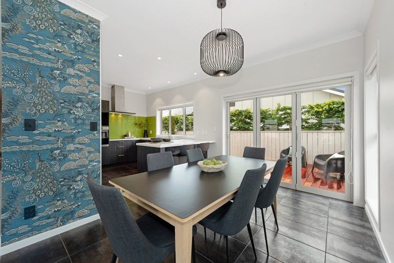 Photo of property in 19 Strowan Avenue, Fairfield, Hamilton, 3214