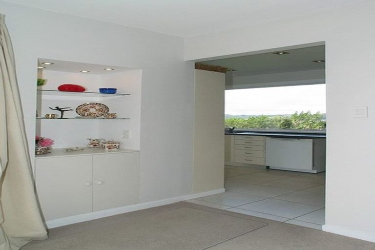 Photo of property in 11 Hallewell Crescent, Johnsonville, Wellington, 6037