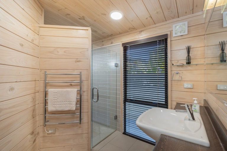 Photo of property in 115 Motu Hei, Pauanui, Hikuai, 3579