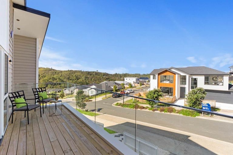 Photo of property in 35 Pacific Heights Road, Orewa, 0931