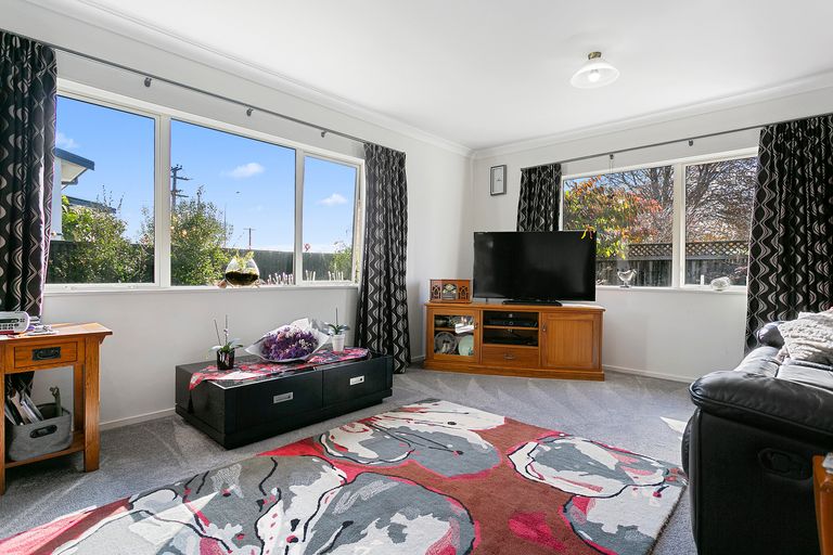 Photo of property in 2 Kingsley Street, Leamington, Cambridge, 3432