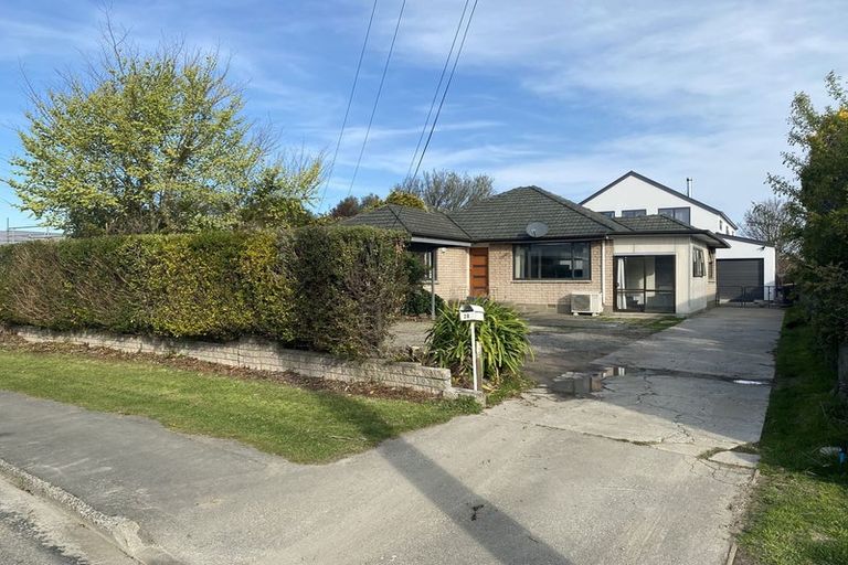 Photo of property in 28 Arthur Street, Upper Riccarton, Christchurch, 8041