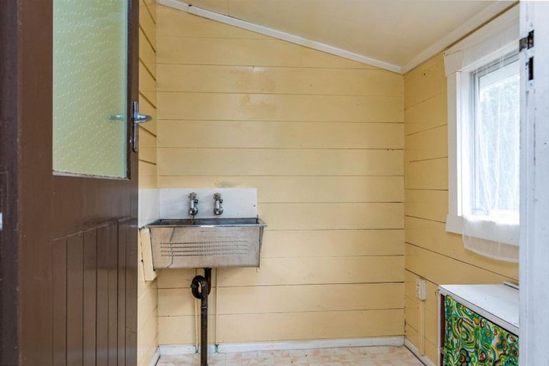 Photo of property in 13 Newman Road, Eketahuna, 4900