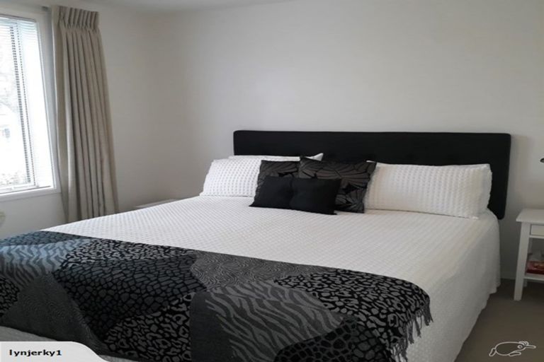 Photo of property in 2/100 Edinburgh Street, Pukekohe, 2120