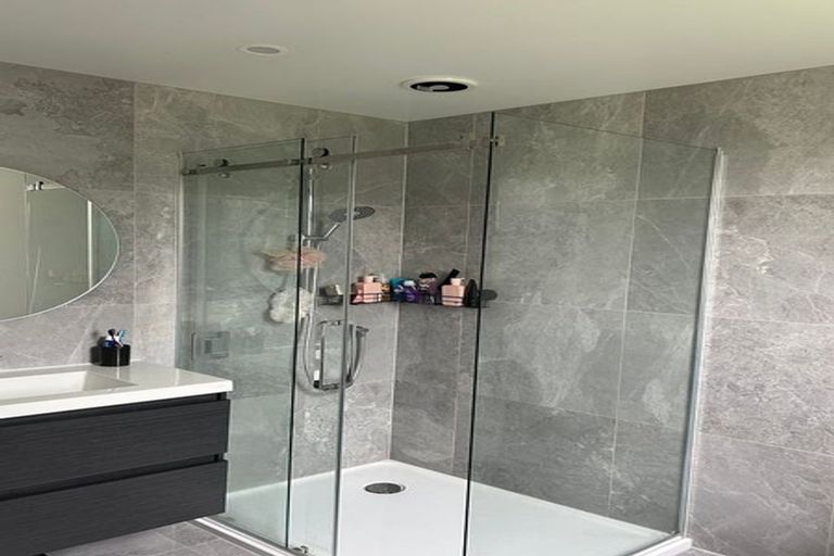 Photo of property in 12 Leslie Avenue, Cloverlea, Palmerston North, 4412