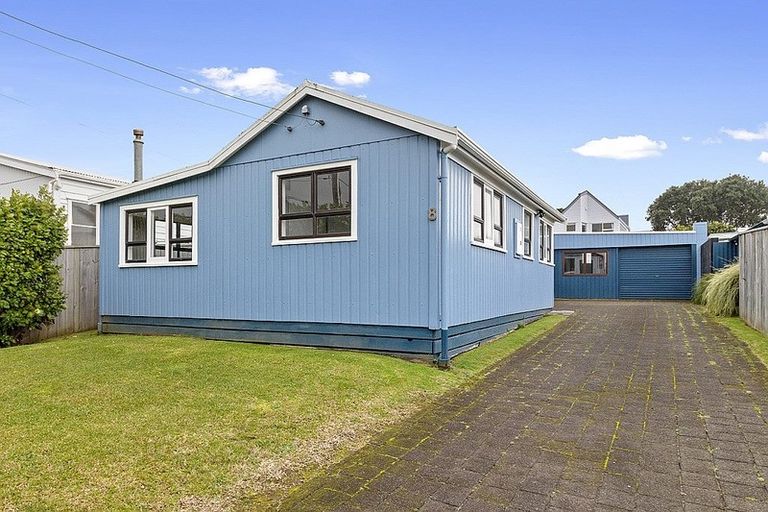 Photo of property in 8 Fyfe Road, Waihi Beach, 3611