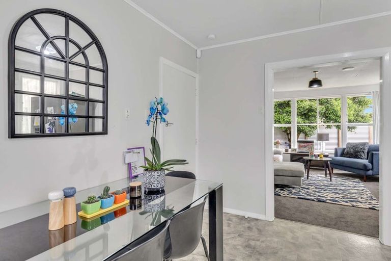 Photo of property in 6 Duncan Place, Highbury, Palmerston North, 4412