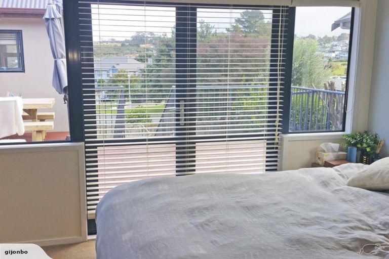 Photo of property in 88 Fields Parade, Oteha, Auckland, 0632