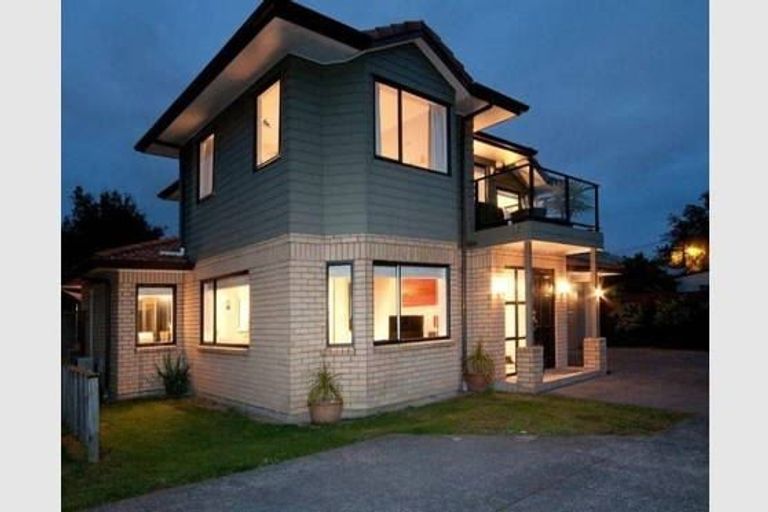 Photo of property in 31a Wairau Avenue, Avondale, Auckland, 1026