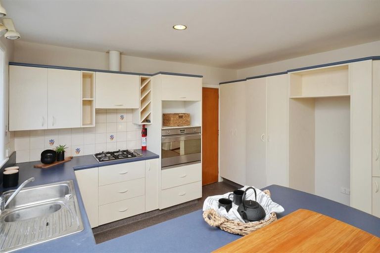 Photo of property in 18 Longmuir Street, Ilam, Christchurch, 8041