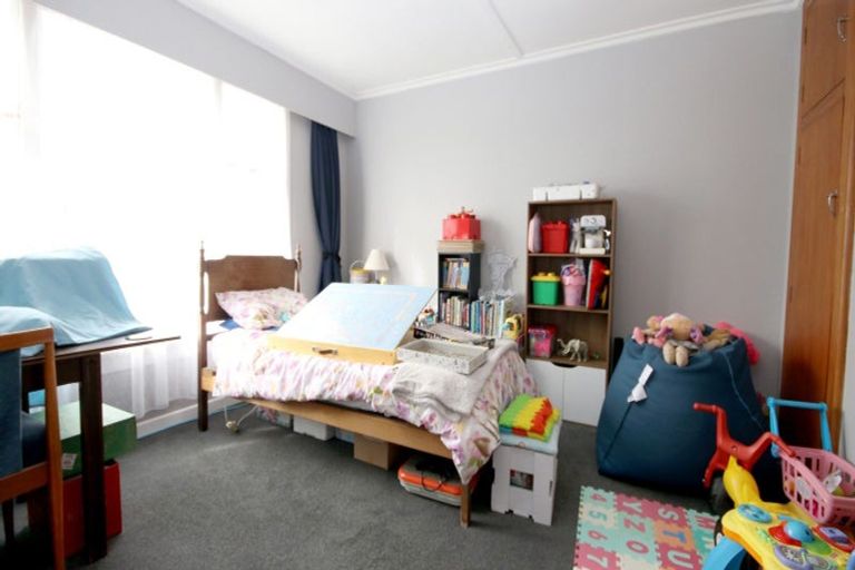 Photo of property in 33 Nichol Street, Heidelberg, Invercargill, 9812