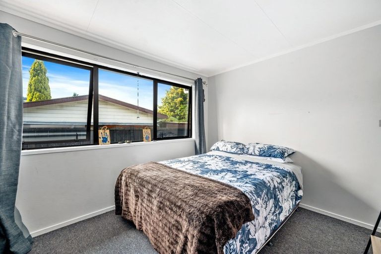 Photo of property in 16 Alison Street, Mangakakahi, Rotorua, 3015