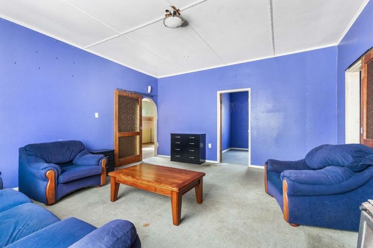 Photo of property in 33 Ngatai Street, Manaia, 4612