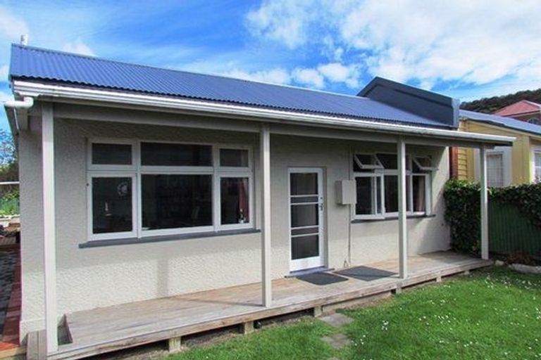 Photo of property in 29 Dundas Street, North Dunedin, Dunedin, 9016