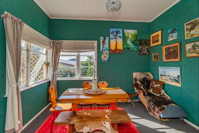 Photo of property in 14 Rangitane Street, Himatangi Beach, Foxton, 4891