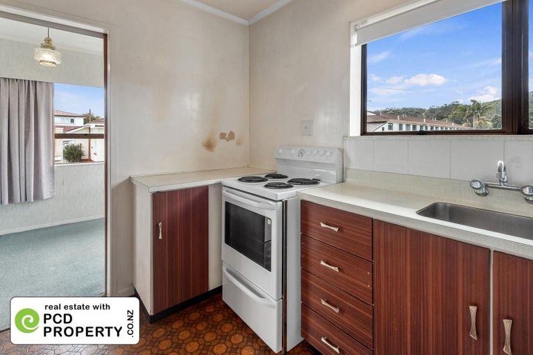 Photo of property in 27 Kamo Road, Regent, Whangarei, 0112