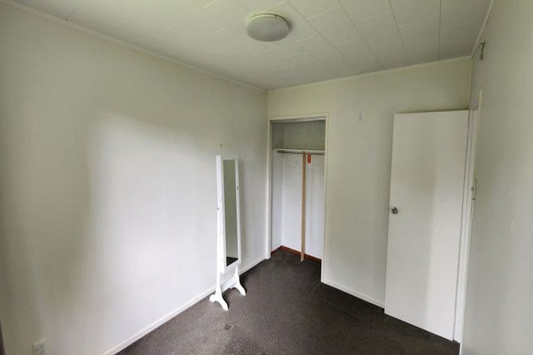 Photo of property in 62a Captain Scott Road, Glen Eden, Auckland, 0602