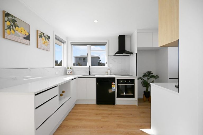 Photo of property in 2 Roy Street, Nawton, Hamilton, 3200