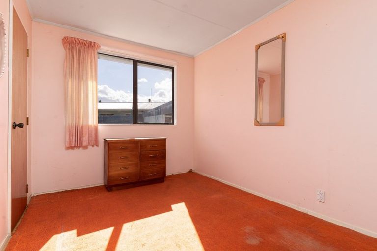 Photo of property in 74 Woodward Street East, Featherston, 5710