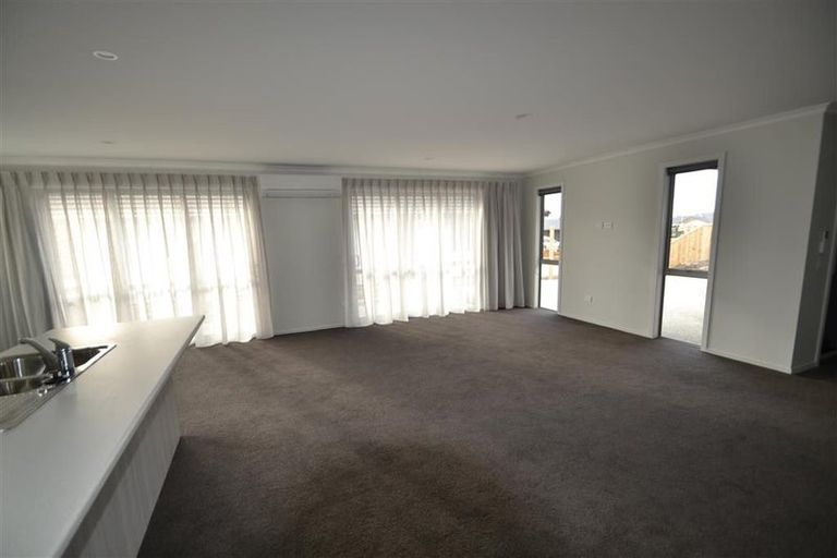 Photo of property in 11 Carmello Grove, Richmond, 7020