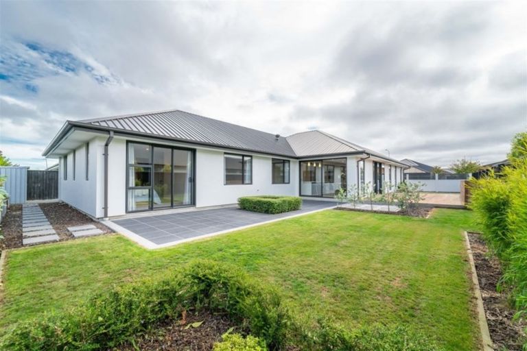 Photo of property in 12 Bronco Drive, Aidanfield, Christchurch, 8025