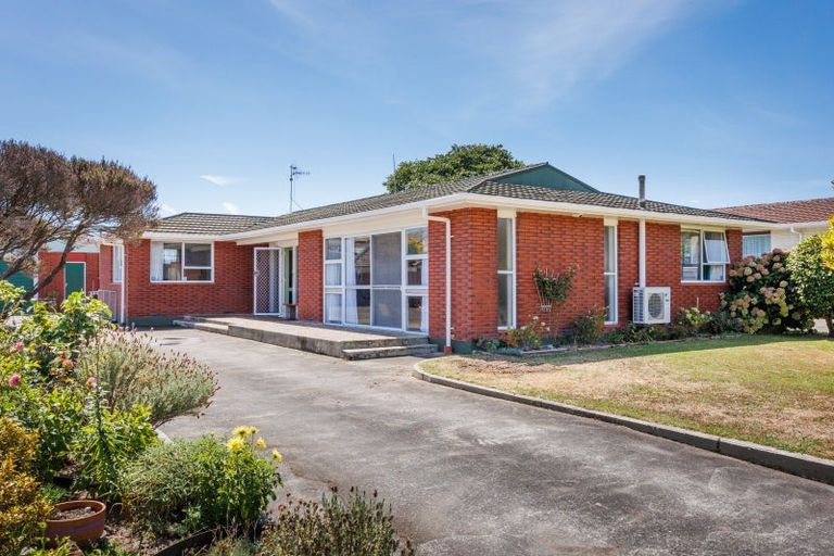 Photo of property in 45 Terry Crescent, Milson, Palmerston North, 4414