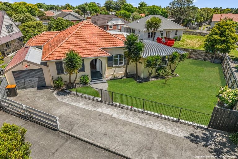 Photo of property in 7a Nathan Place, West End, Palmerston North, 4412