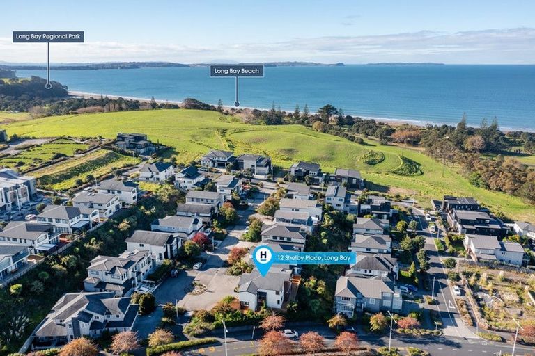 Photo of property in 12 Shelby Place, Long Bay, Auckland, 0630