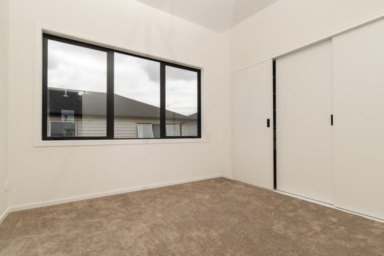 Photo of property in 8/23 Tudor Road, Henderson, Auckland, 0610