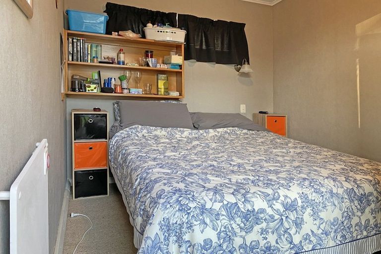 Photo of property in 20 Ryley Street, Owaka, 9535