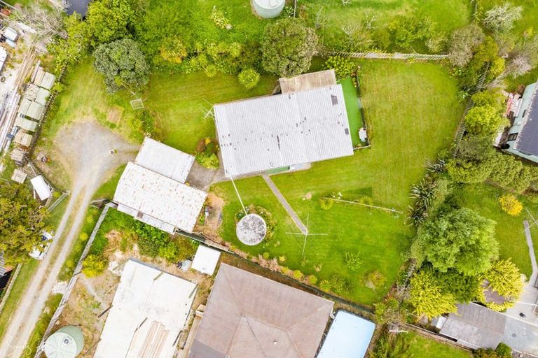 Photo of property in 8 Depot Road, Paparoa, 0571