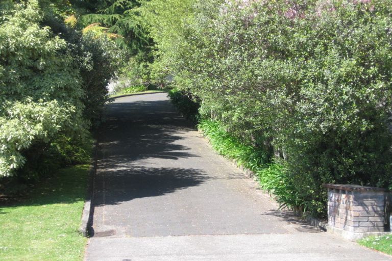 Photo of property in 28 Wychwood Crescent, Springfield, Rotorua, 3015