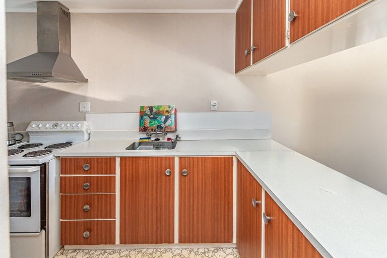 Photo of property in 2/234 Heads Road, Gonville, Whanganui, 4501