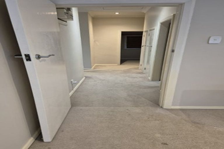 Photo of property in 22 Hampton Hill Road, Tawa, Wellington, 5028