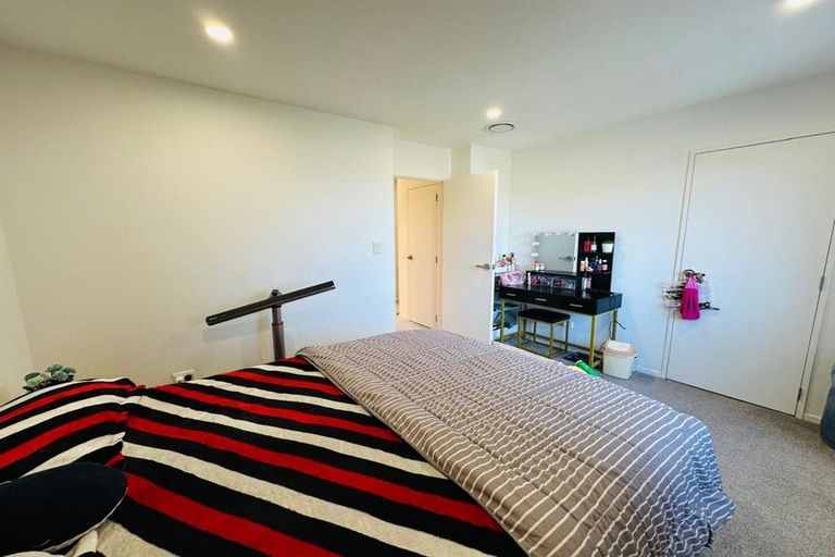 Photo of property in 37b Soaring Bird Drive, Takanini, 2112
