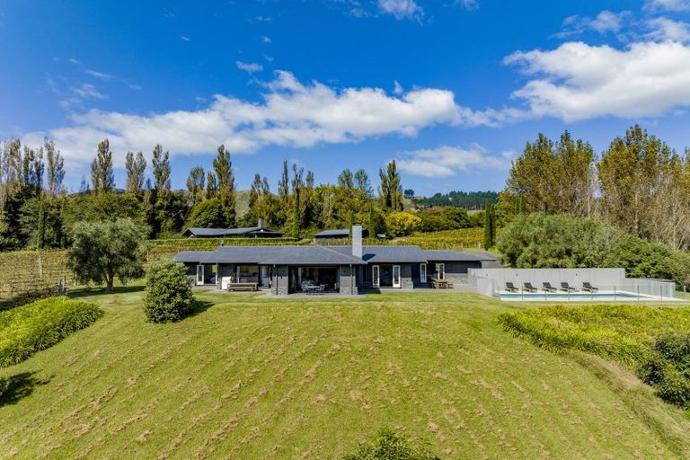 Photo of property in Gatehouse And River Room., 1308f Tuki Tuki Road, Tuki Tuki, Havelock North, 4294