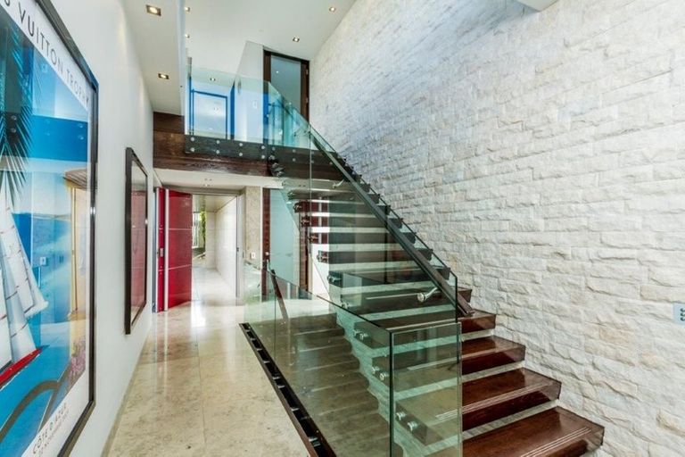 Photo of property in 21 Brighton Terrace, Mairangi Bay, Auckland, 0630