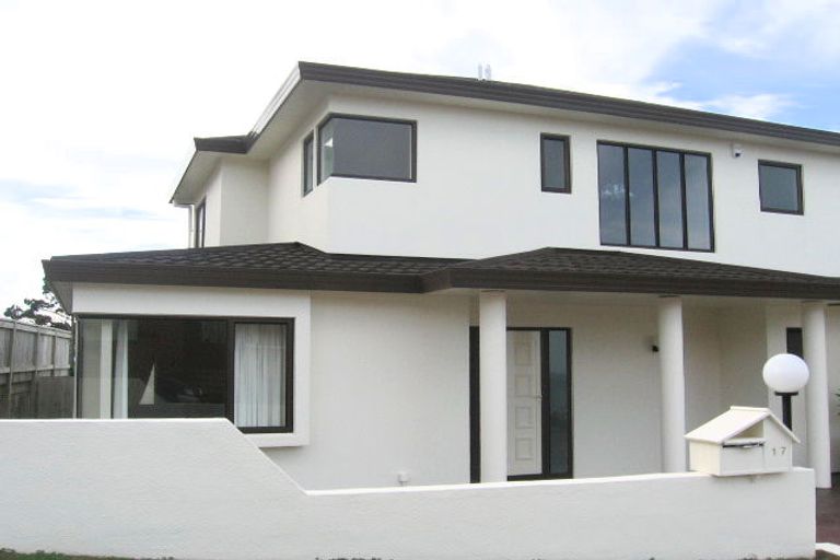 Photo of property in 17 Signallers Grove, Strathmore Park, Wellington, 6022