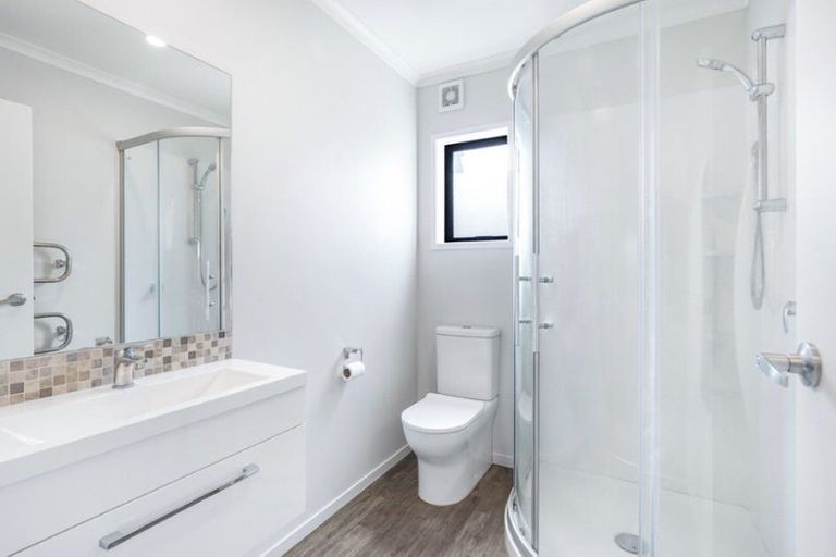 Photo of property in 2/20 Hunter Street, Hamilton Lake, Hamilton, 3204