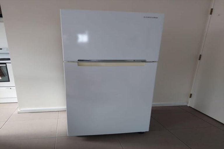 Photo of property in 21 Chastudon Place, Tawa, Wellington, 5028