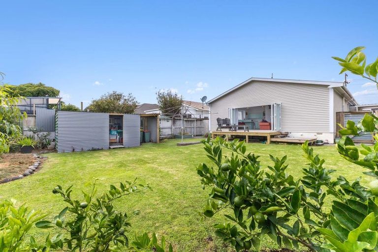 Photo of property in 466 Saint Aubyn Street, Moturoa, New Plymouth, 4310