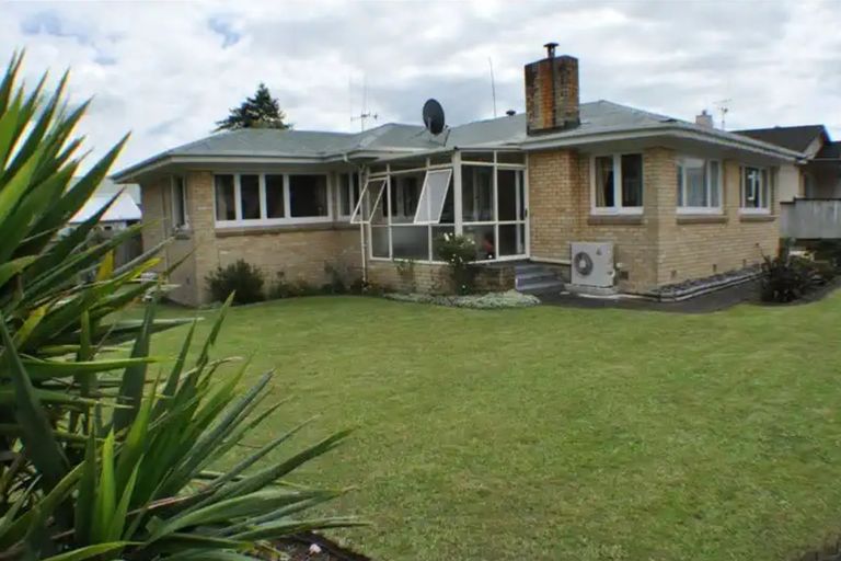 Photo of property in 27 George Street, Morrinsville, 3300