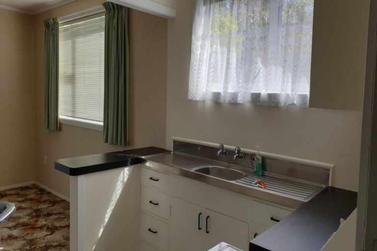 Photo of property in 20 Kingsway Crescent, Forest Lake, Hamilton, 3200