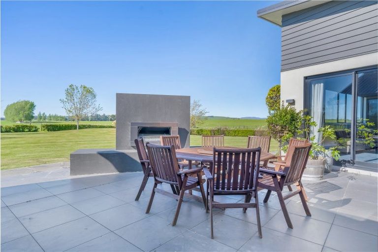 Photo of property in 48a Egerton Road, Winton, 9781