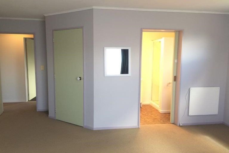 Photo of property in 15 Ragan Lane, Wanaka, 9305