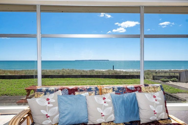 Photo of property in 91 Karewa Parade, Papamoa Beach, Papamoa, 3118